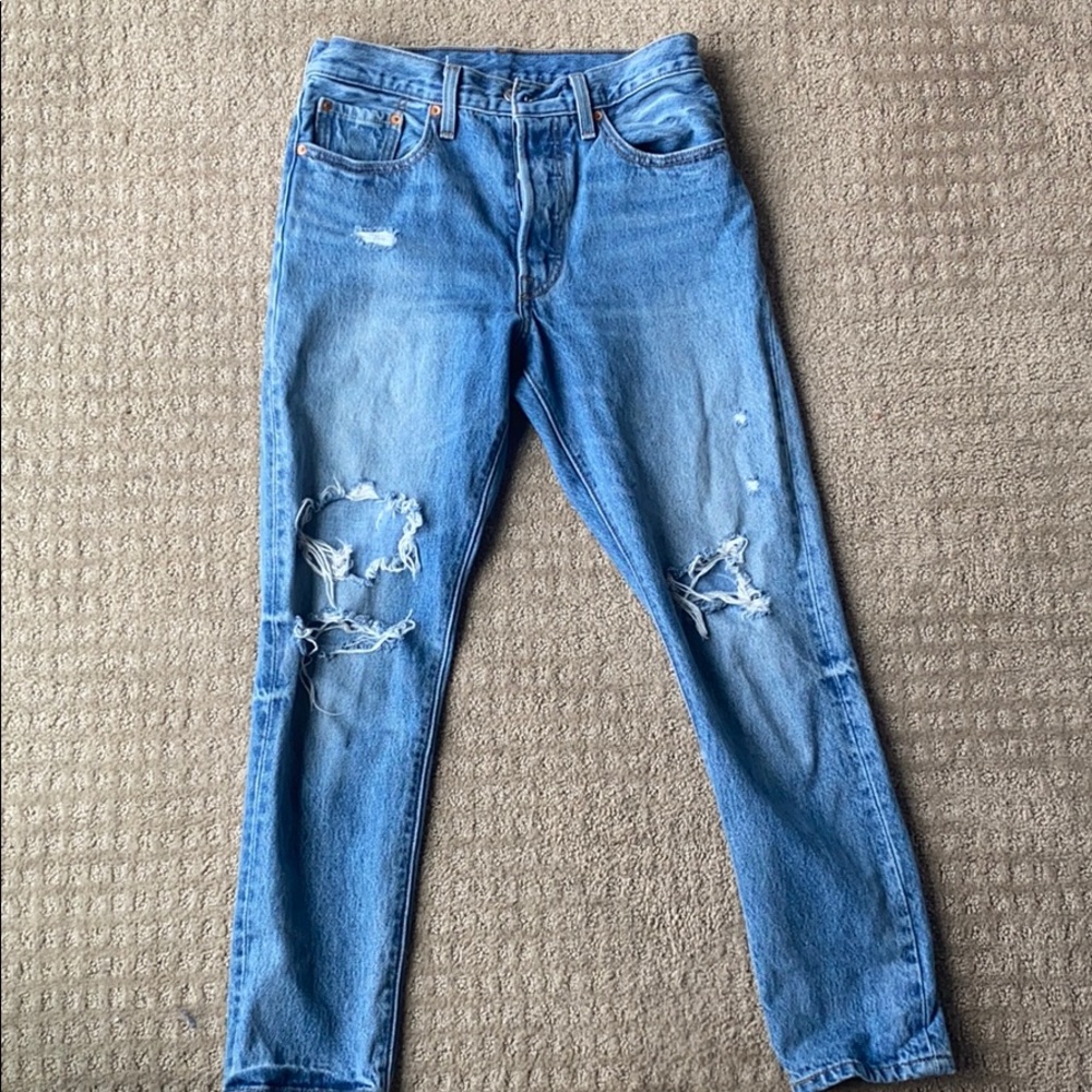 Levi 501 ripped jeans
